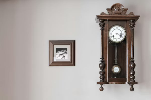 Modern wall clock enhancing stylish home décor in a contemporary living room