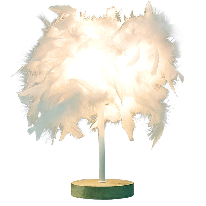 Creative Table Lamp Decorative Feather Bedside Lamp
